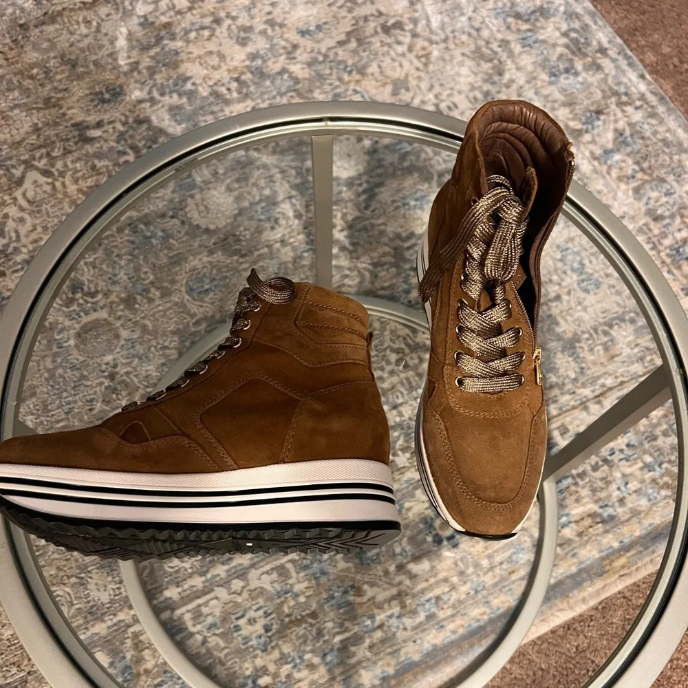 NeroGiardini Italy Suede Platform Wedge High Top Sneakers Size 37